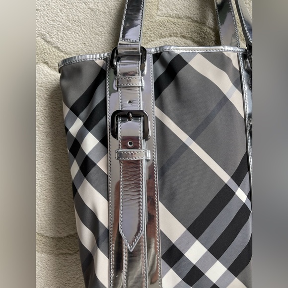 Neo Vintage Burberry Nova Check tote - Picture 3 of 12
